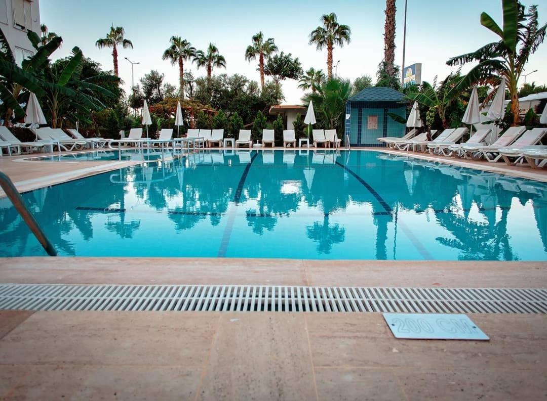 אלאניה Bora Bora Butik Hotel מראה חיצוני תמונה