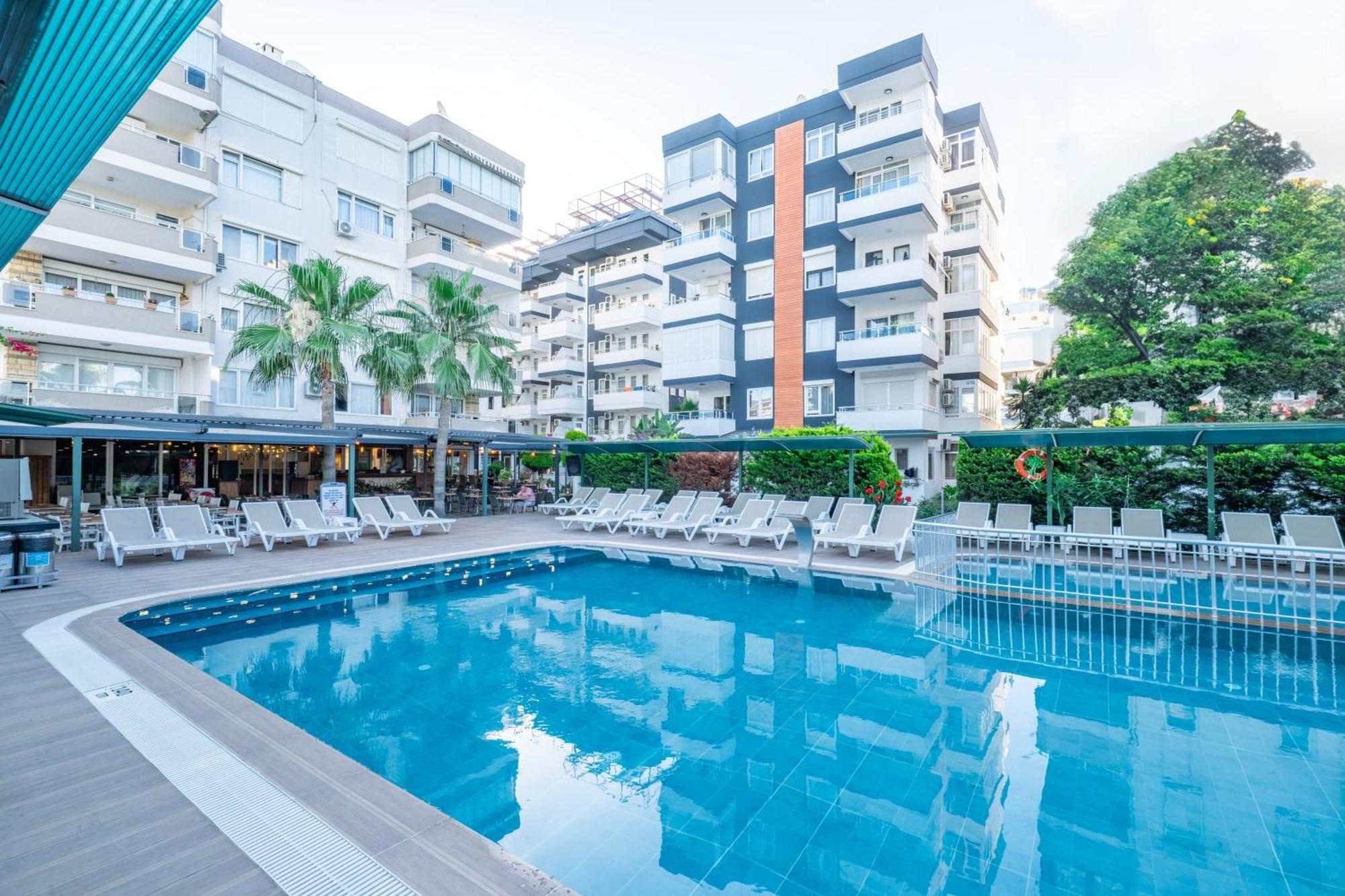 אלאניה Bora Bora Butik Hotel מראה חיצוני תמונה